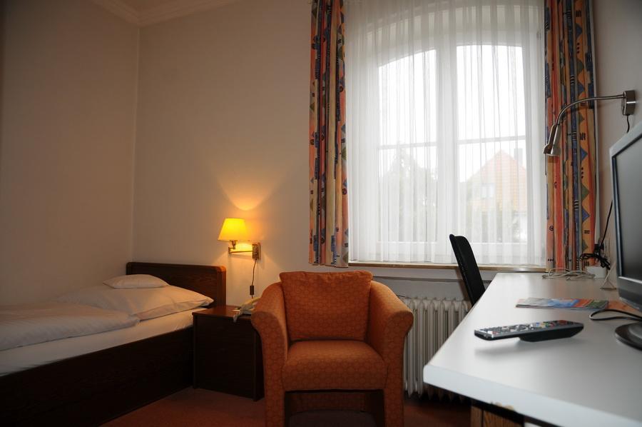 Hotel Hubertus Ганновер Екстер'єр фото